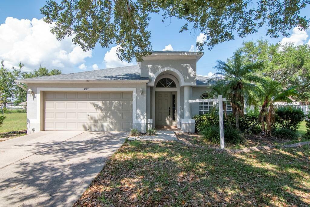 Property Photo: 4309 Balington Drive FL 33596