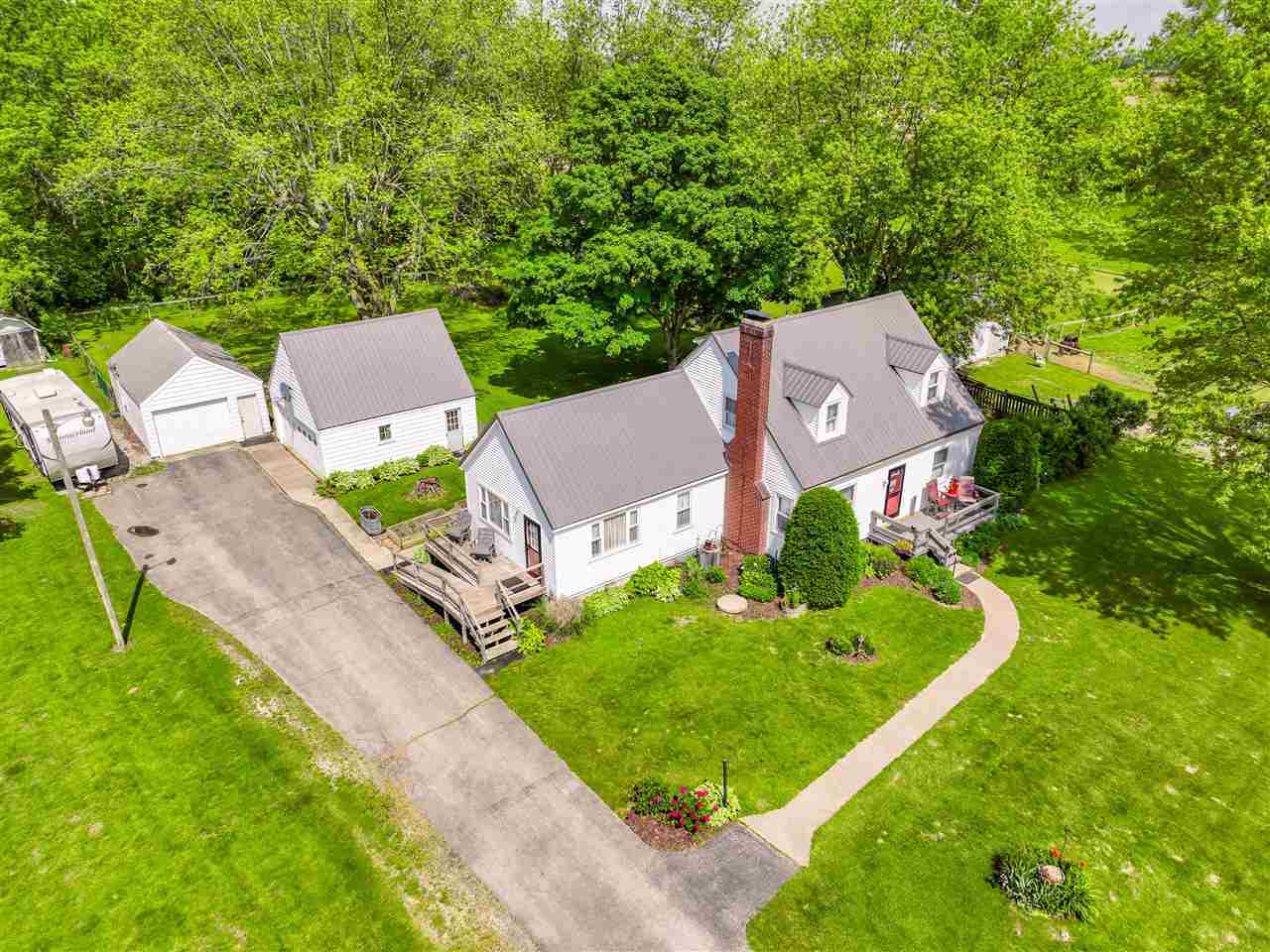 Property Photo: 1543 S County Road 950 East IN 47362