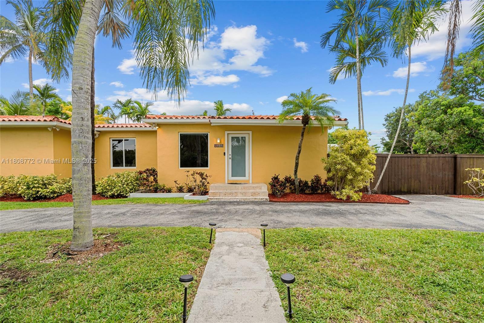 Property Photo: 6332 SW 43rd St FL 33155