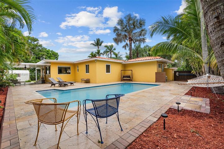 Property Photo: 6332 SW 43rd St FL 33155