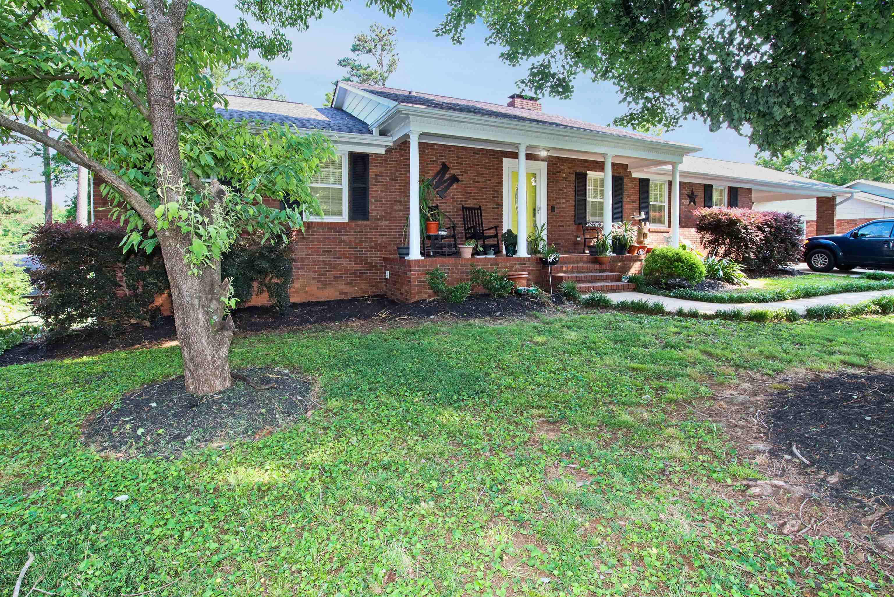 Property Photo: 307 Shady Drive SC 29316-9325