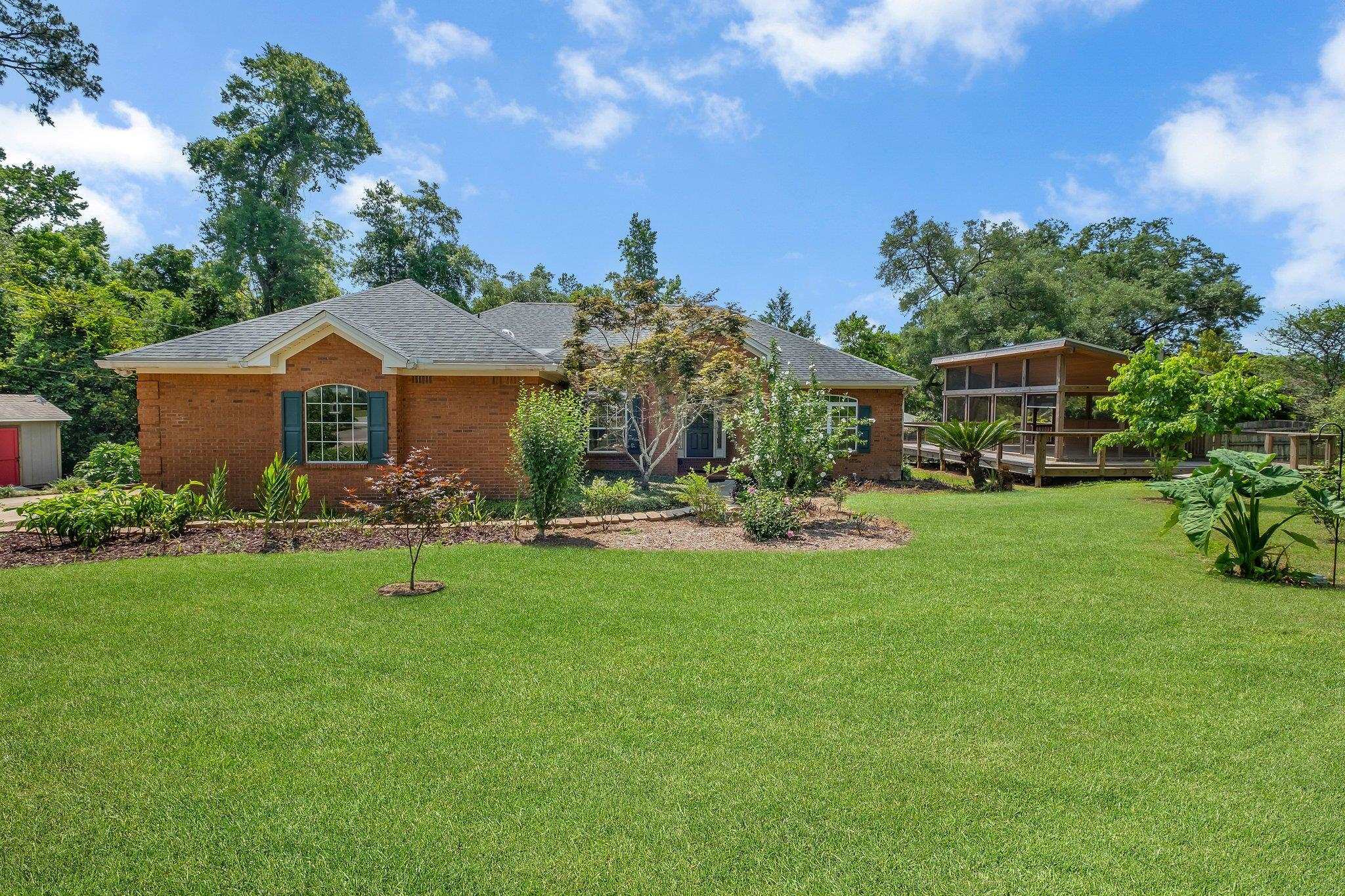 Property Photo: 2227 Shirley Ann Court FL 32308