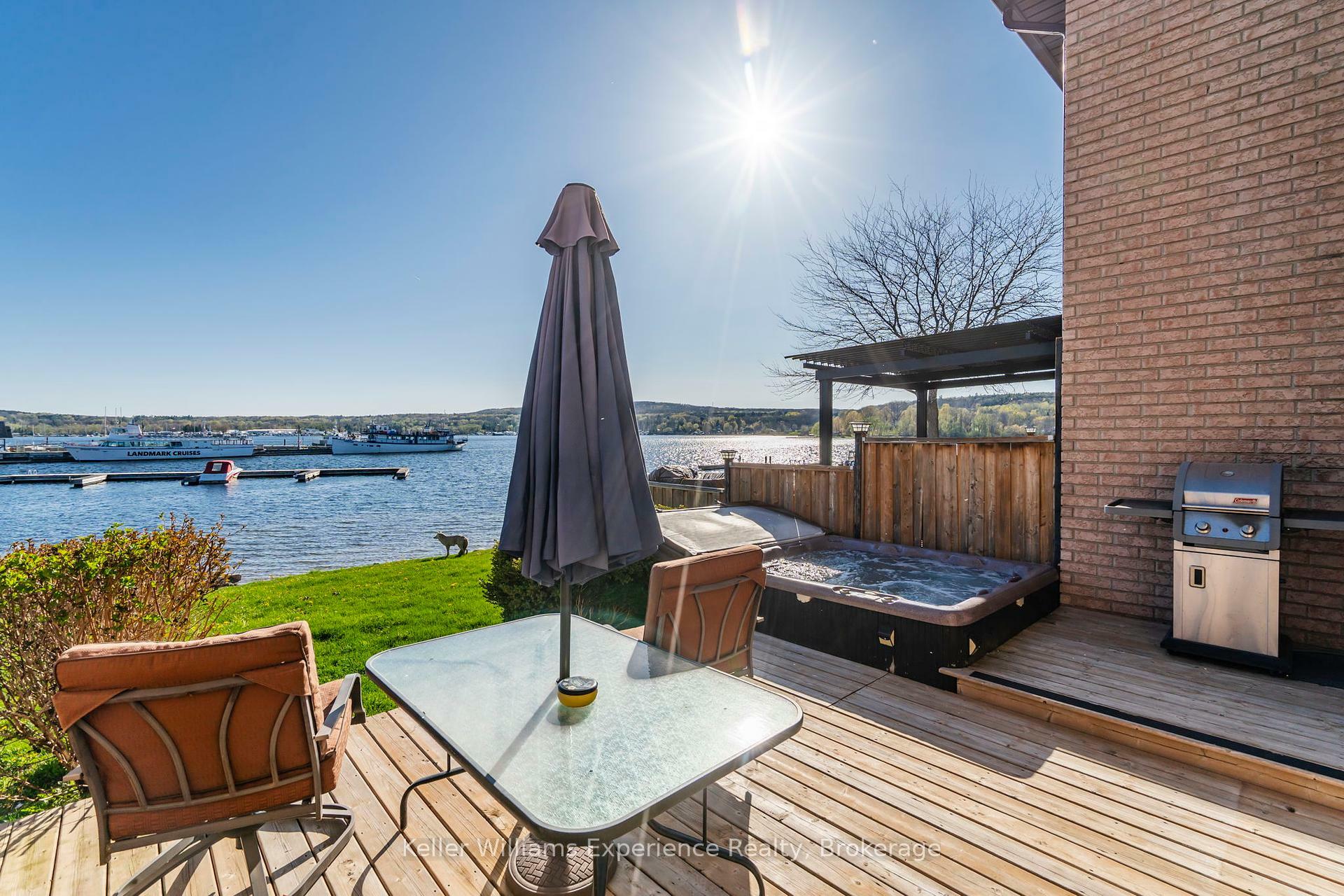 Property Photo: 4 Beck Boulevard 4 ON L9M 2H3