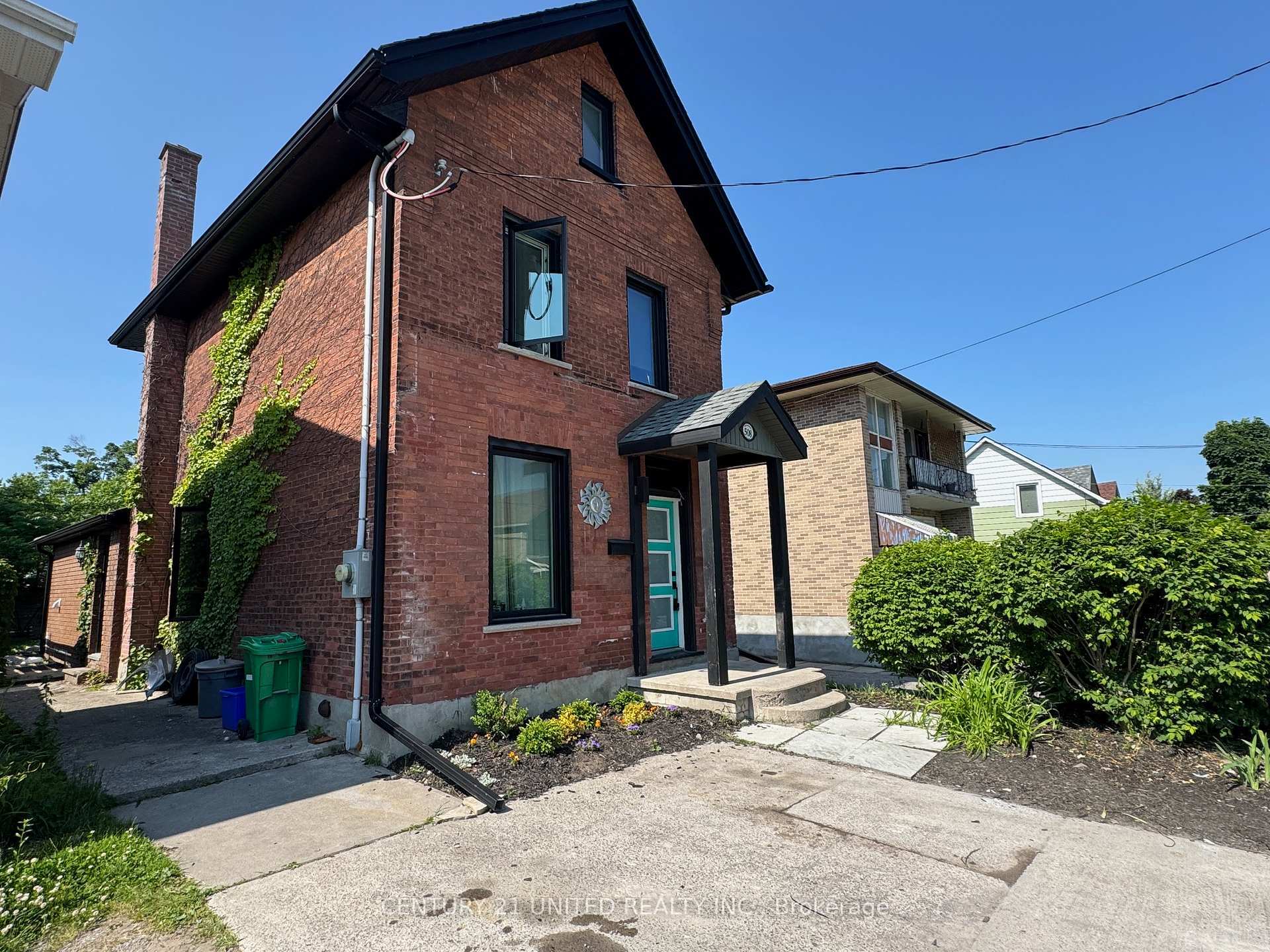 Property Photo: 508 Sherbrooke Street ON K9J 2P3