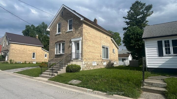 76 5th Street SE  Arran-Elderslie ON N0G 1L0 photo