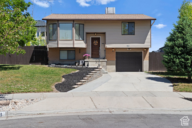 Property Photo: 5063 W Milstead Ln UT 84118