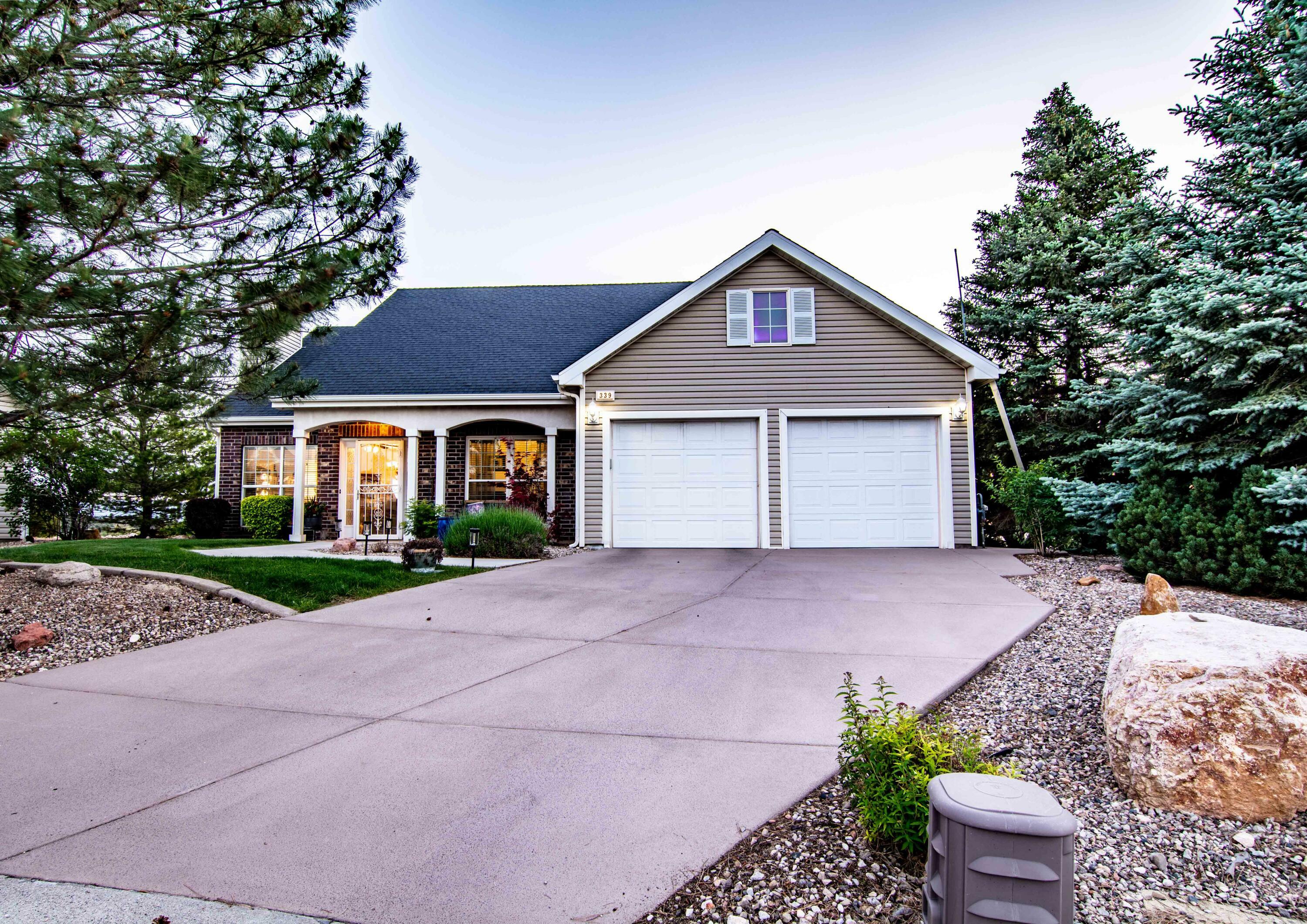 339 N Harbor Cir  Cedar City UT 84720 photo