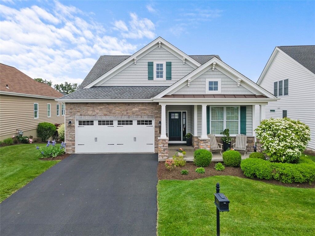 Property Photo: 204 Independence Way PA 15143