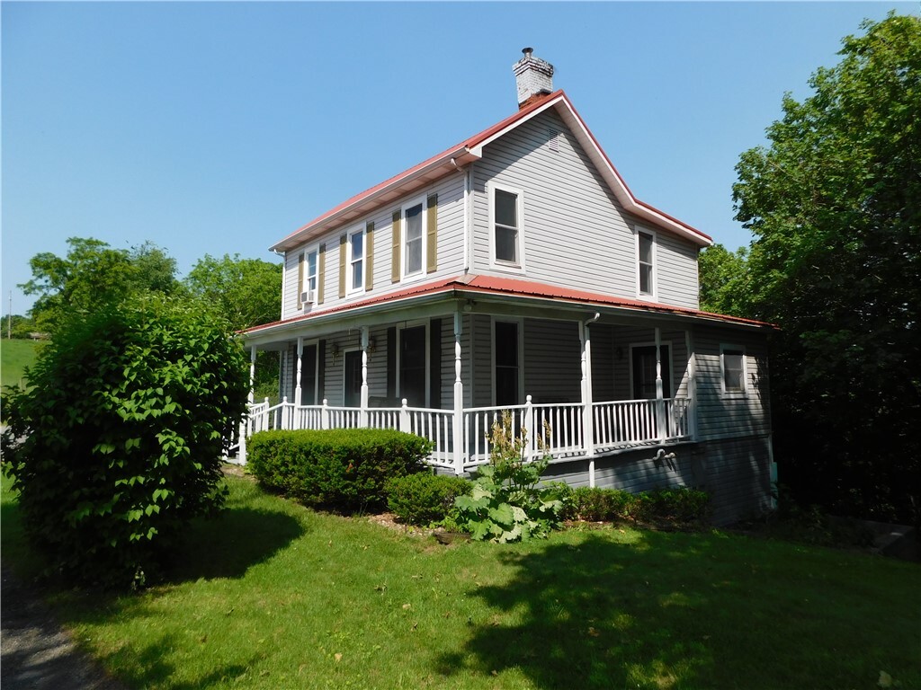 Property Photo: 309 Mooney Ridge Road PA 15370
