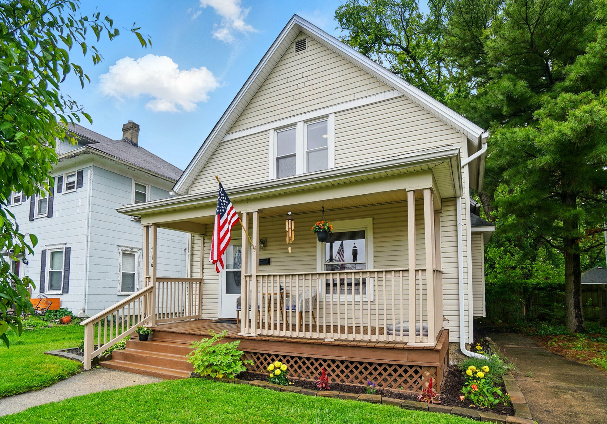Property Photo: 716 E Madison Avenue OH 45503