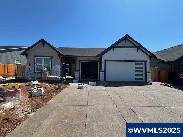 Property Photo: 728 Emily Grace Ln SE OR 97306
