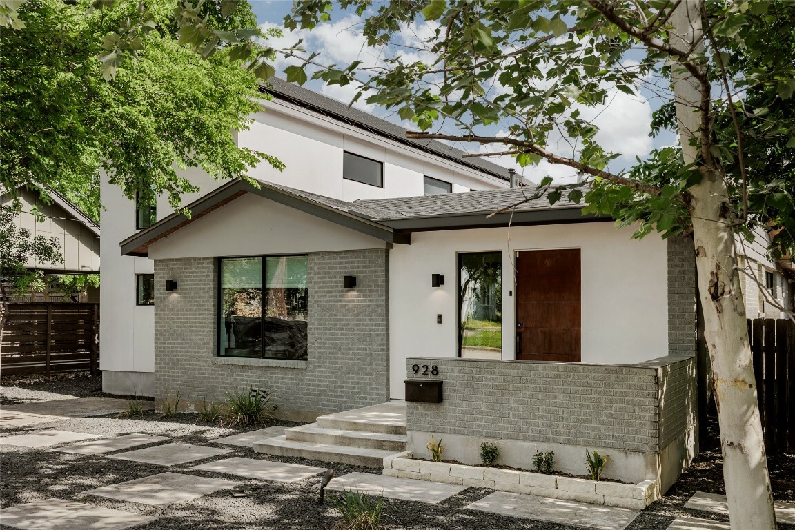 928 E 54th Street  Austin TX 78751 photo