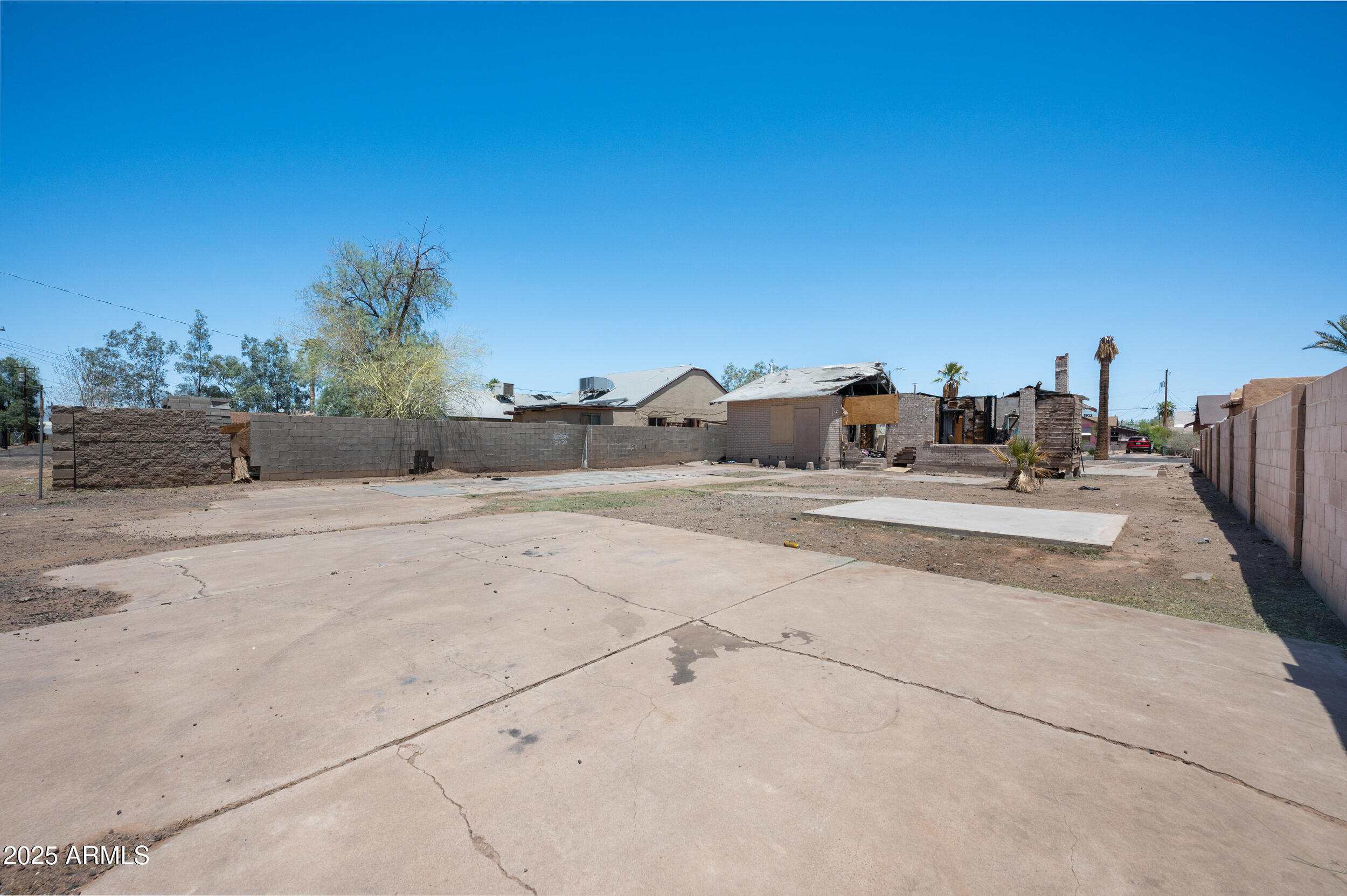 Property Photo:  330 N 18th Avenue Frnt  AZ 85007 