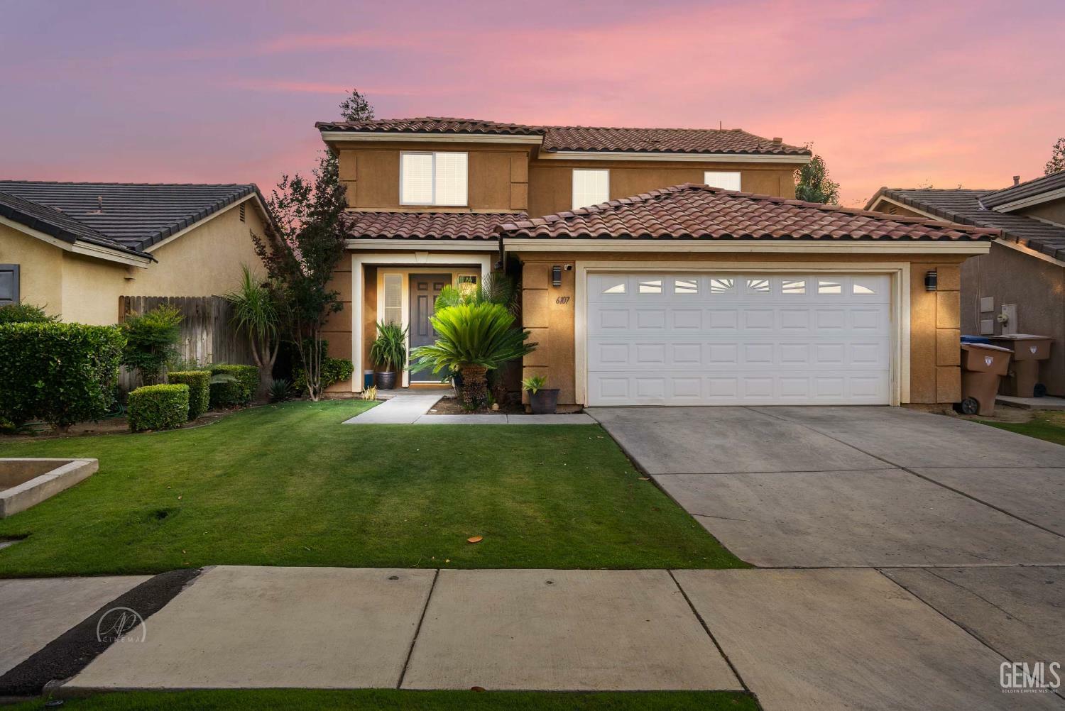 Property Photo: 6107 Brewer Creek Drive CA 93313