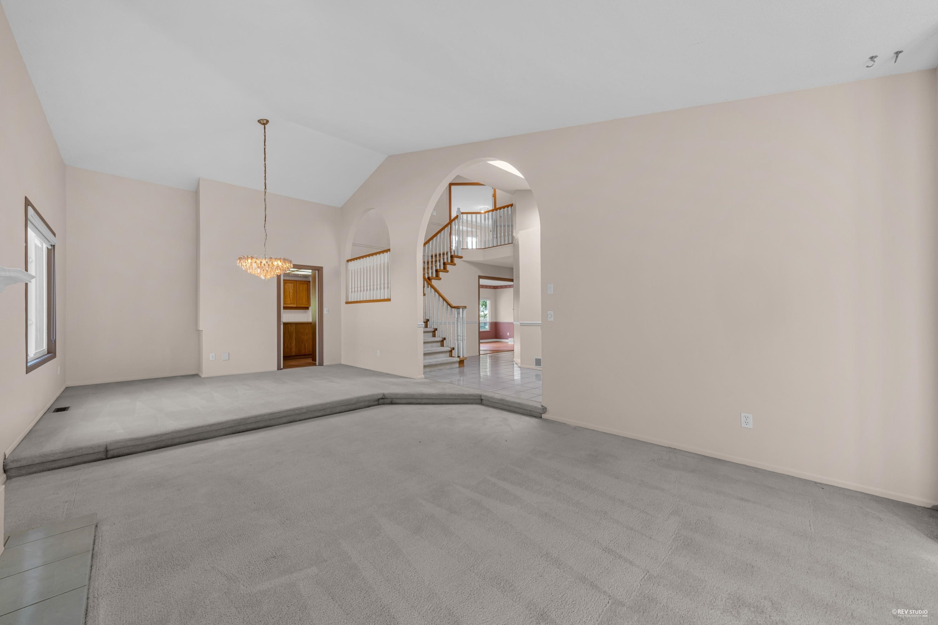 Photo de la propriété: 13271 20A Avenue BC V4A 9K2