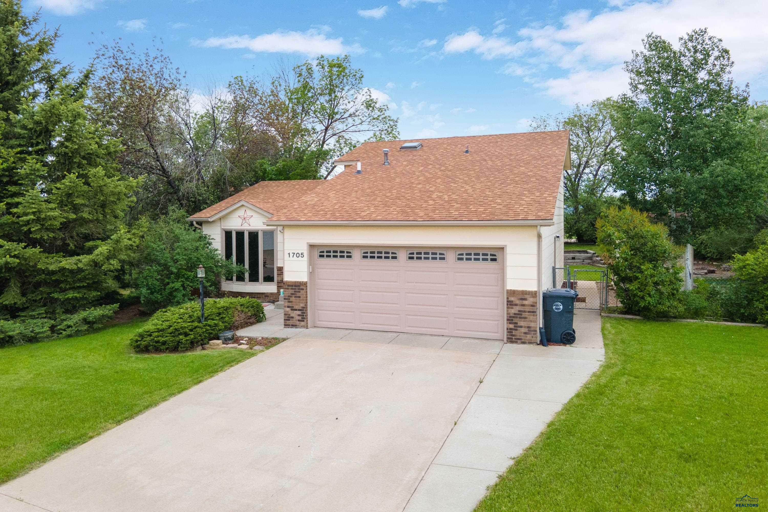Property Photo: 1705 Copperdale Dr SD 57703-0000