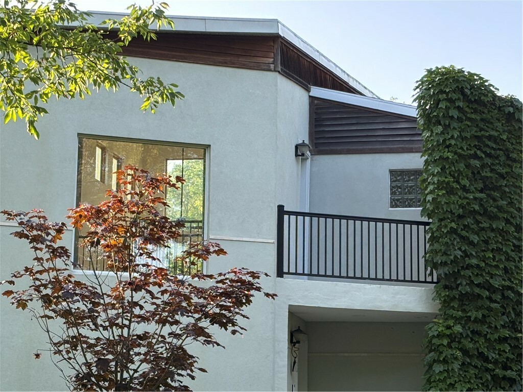 Property Photo: 133 E King Road NY 14850