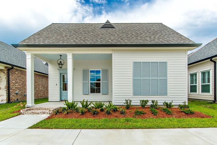 129 Rue Saia  Houma LA 70360 photo