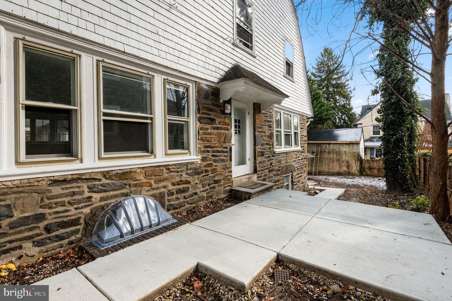 Property Photo: 162 Union Avenue PA 19004