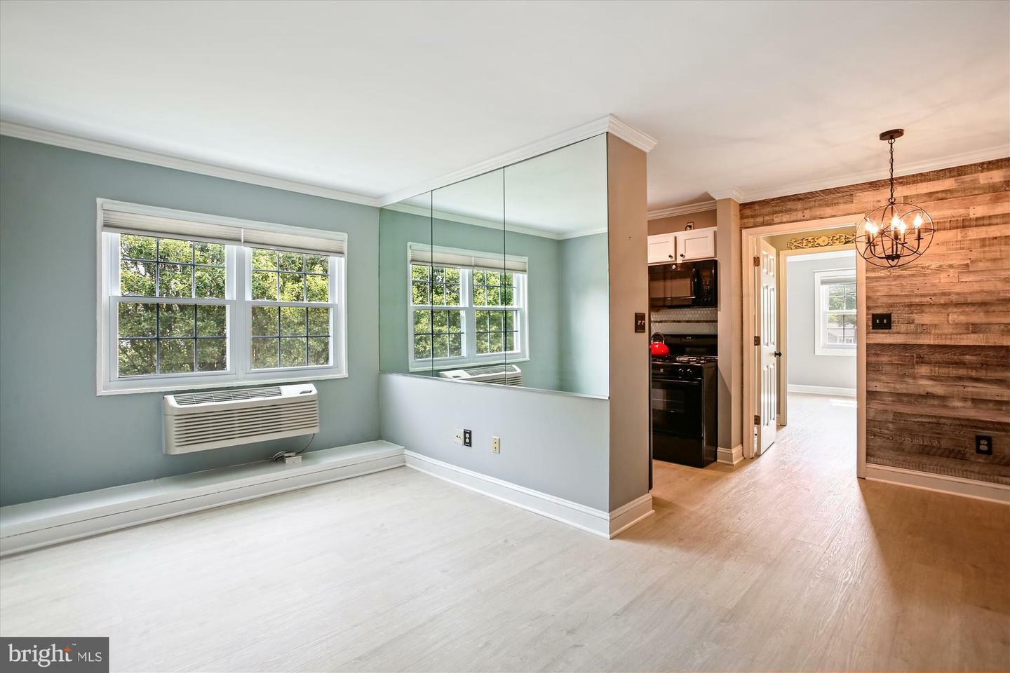 Property Photo: 2237 Farrington Avenue 301 VA 22303