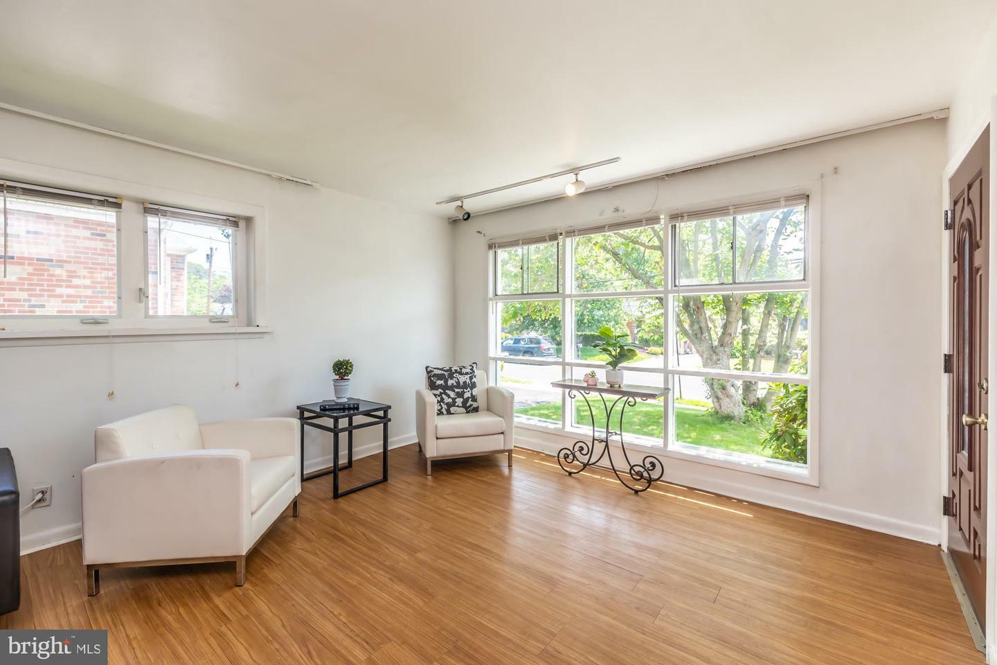 Property Photo: 326 Zane Avenue PA 19046