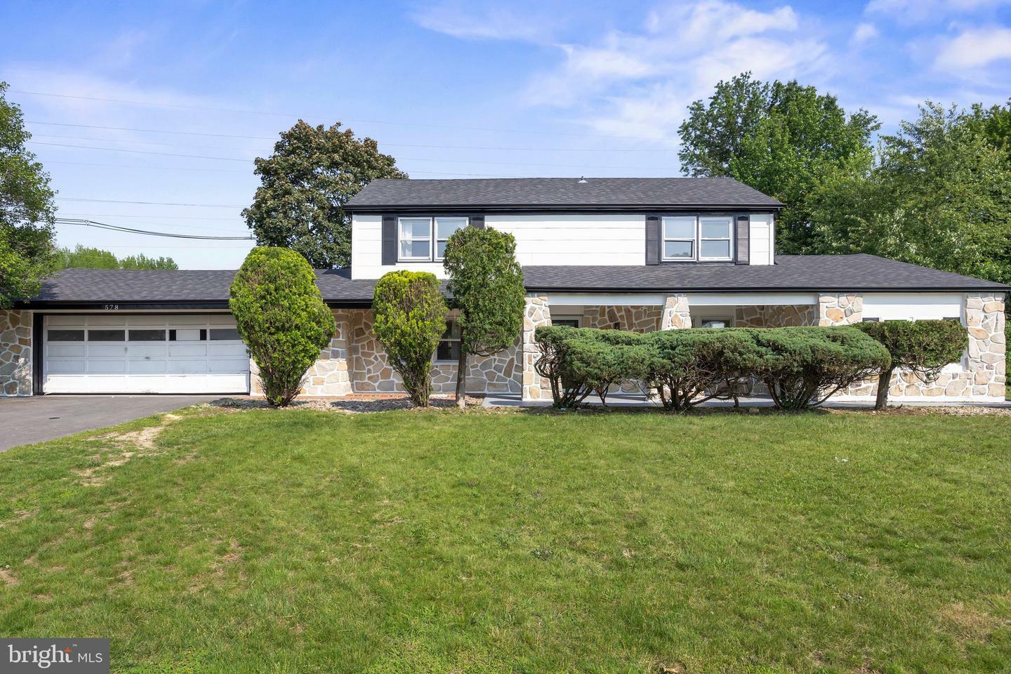 578 Charleston Road  Willingboro NJ 08046 photo