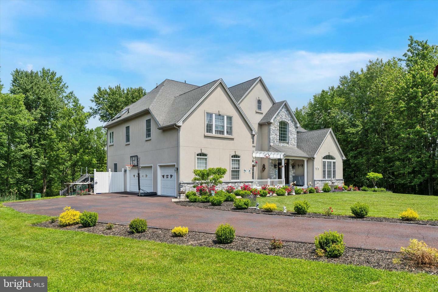 Property Photo:  1035 Blacksmith Lane  PA 19426 