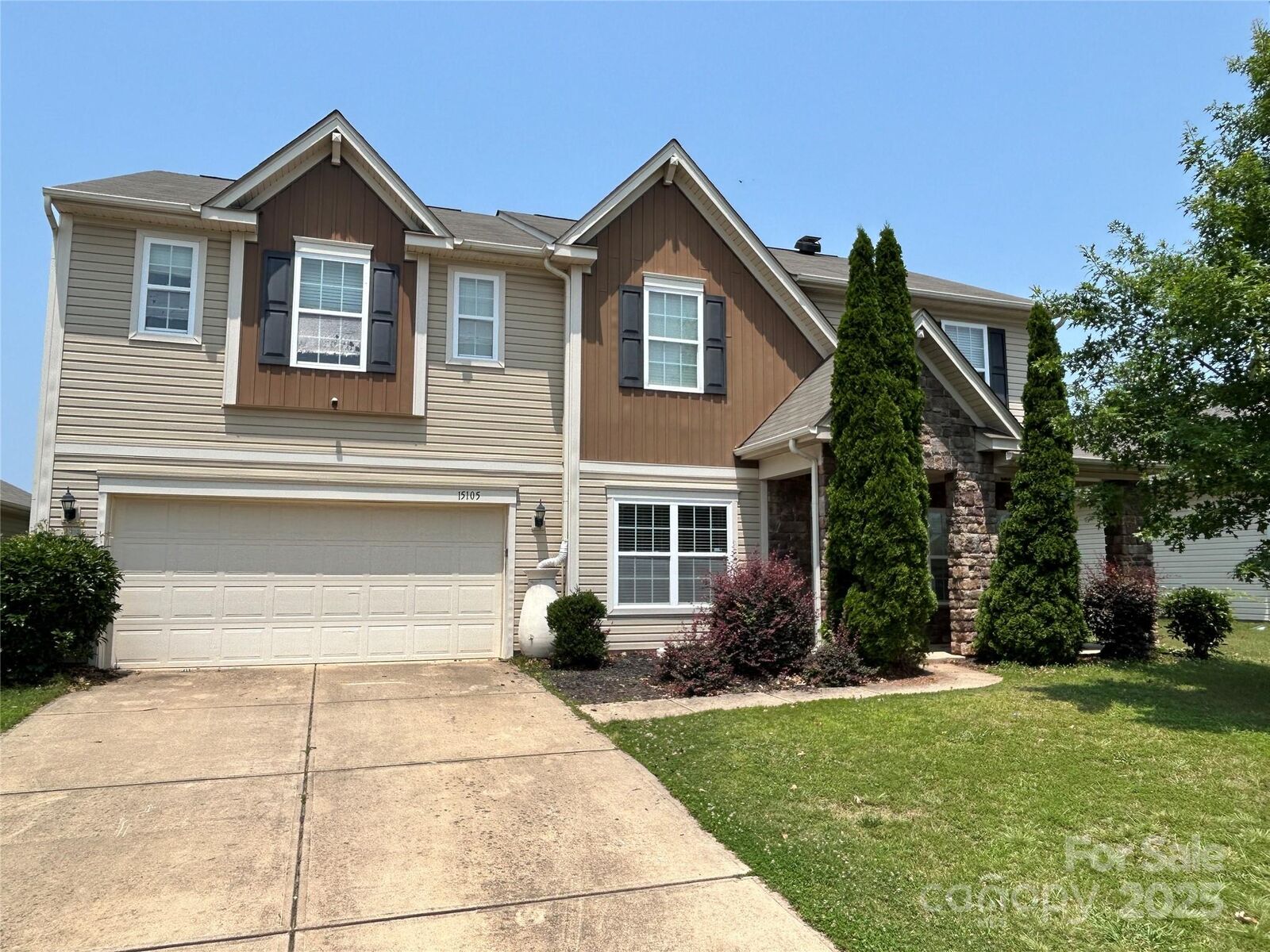 Property Photo:  15105 Cavanshire Trail  NC 28278 