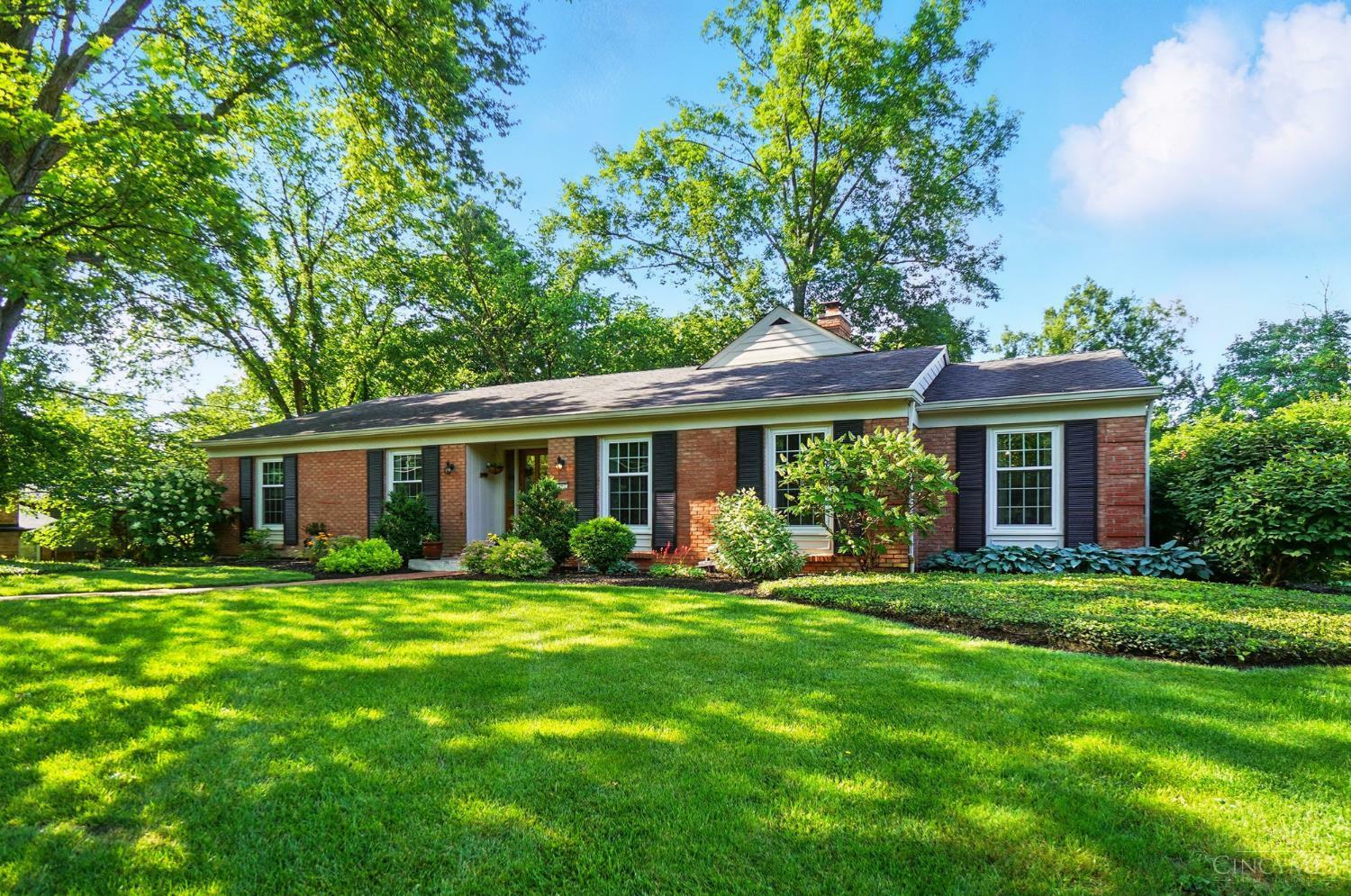 Property Photo: 297 Ritchie Avenue OH 45215