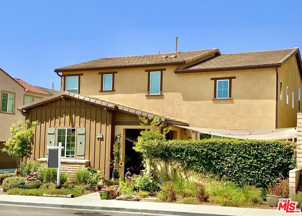 454 Tibbetts St  Santa Paula CA 93060 photo