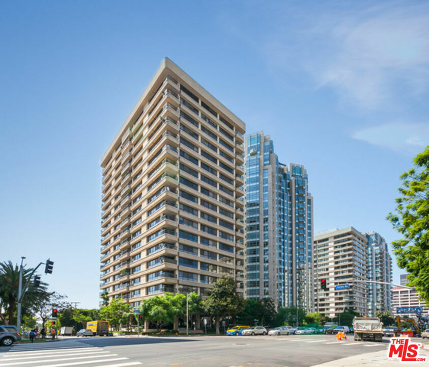 10750 Wilshire Blvd  Los Angeles CA 90024 photo