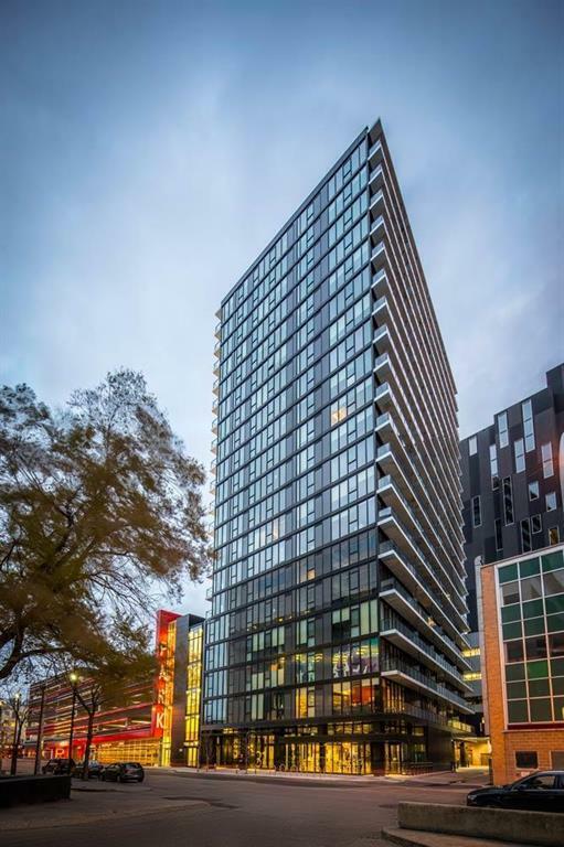 Property Photo: 311 Hargrave Street MB R3B 0V8