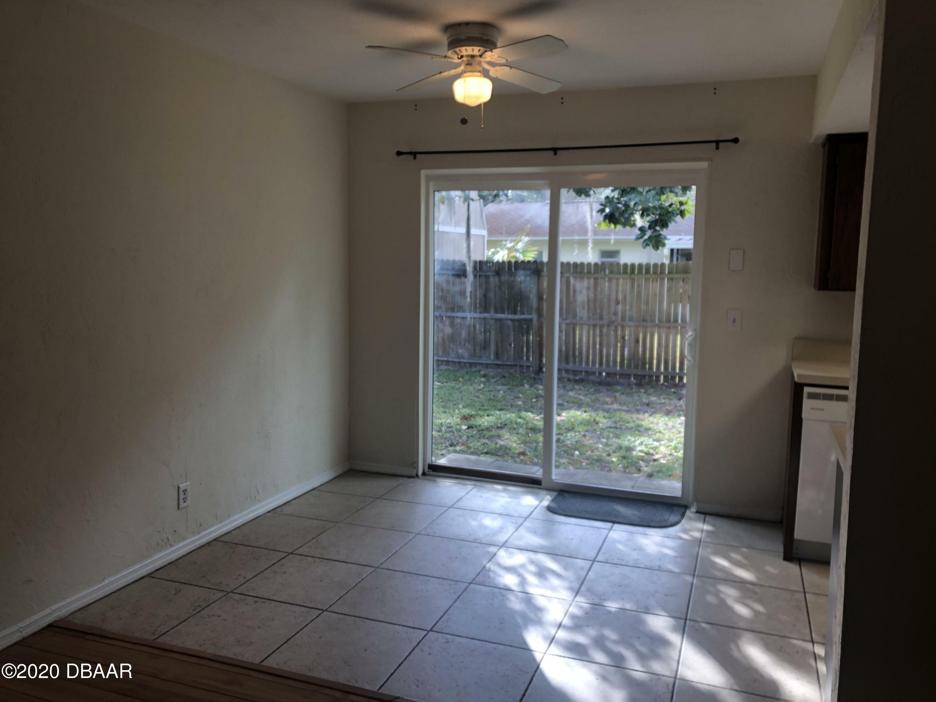 Property Photo: 334 Tropical Lane FL 32174