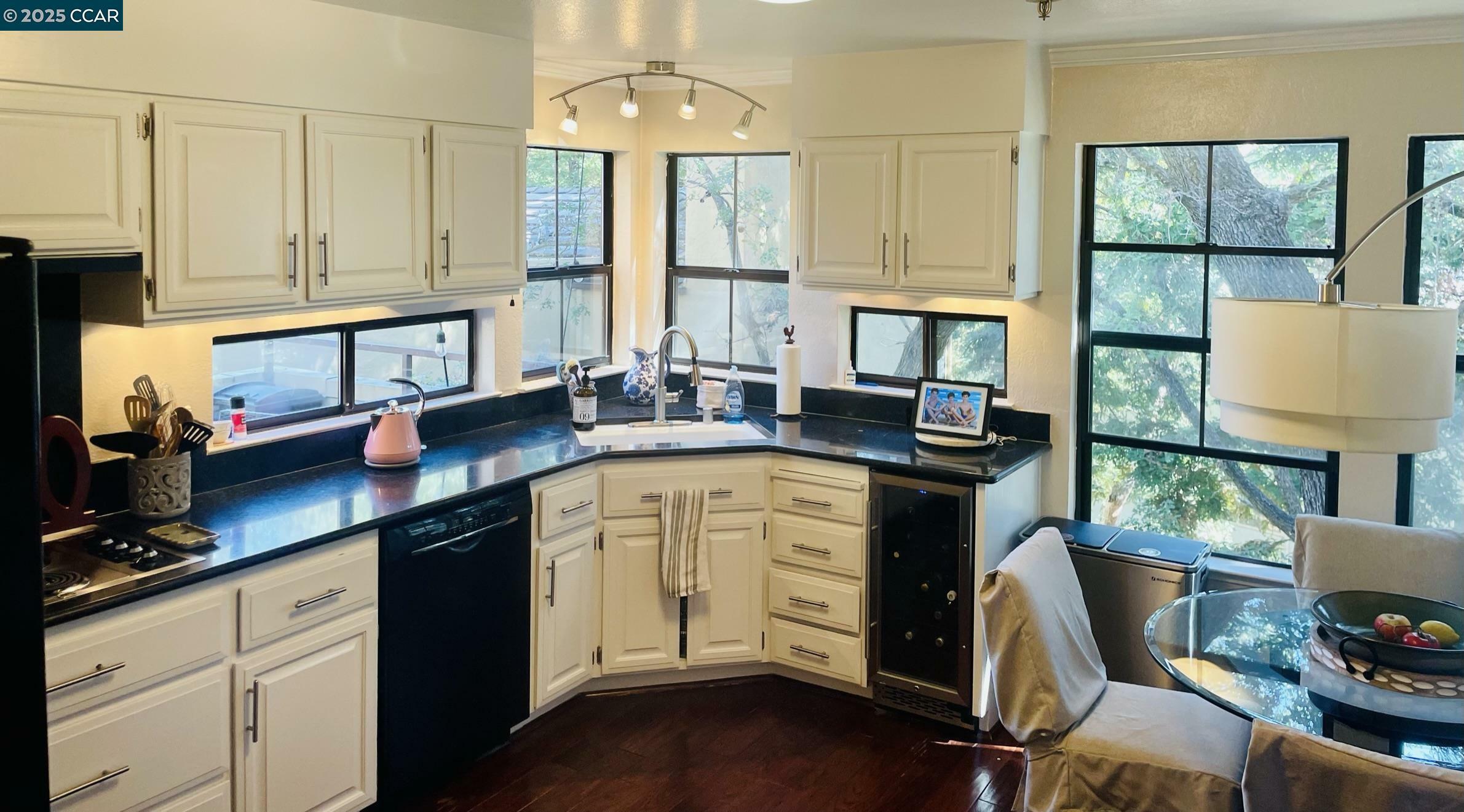 Property Photo: 3279 Mt. Diablo Court 6 CA 94549