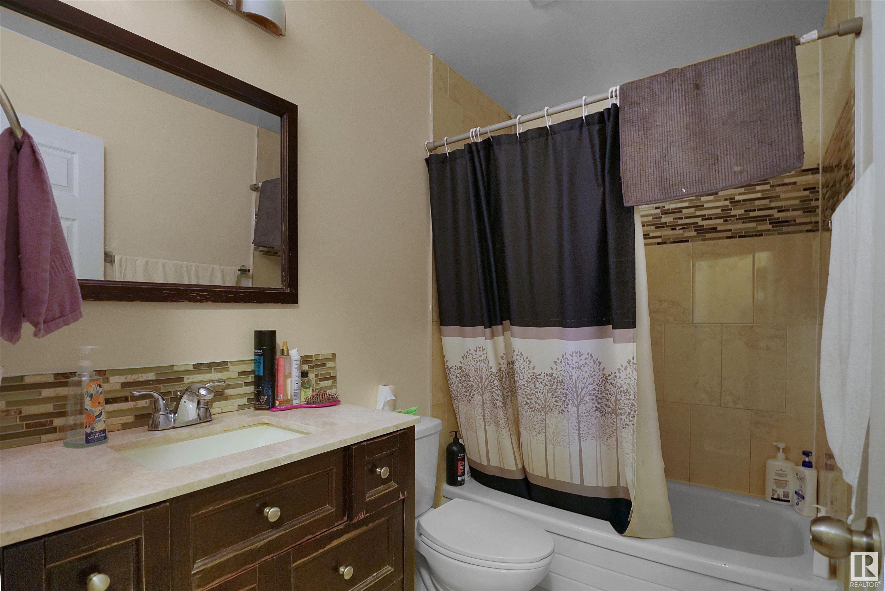 Property Photo:  14231 24 Street NW  AB T5Y 1G2 