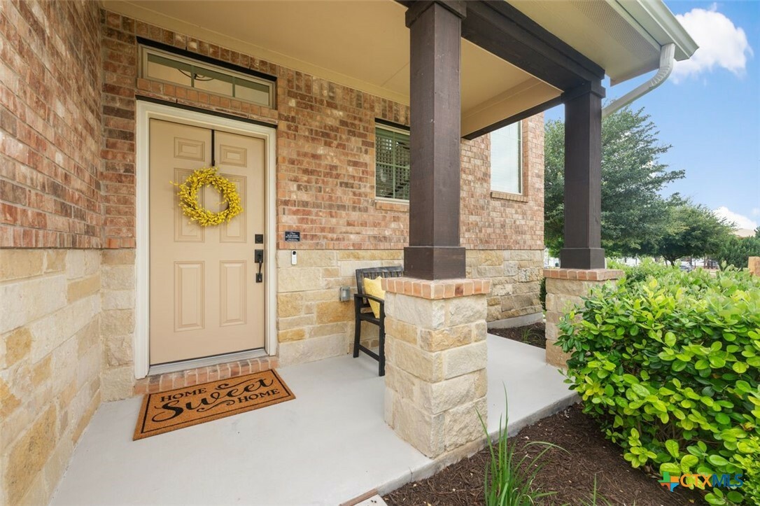 Property Photo:  3301 Amerigo Place  TX 78665 