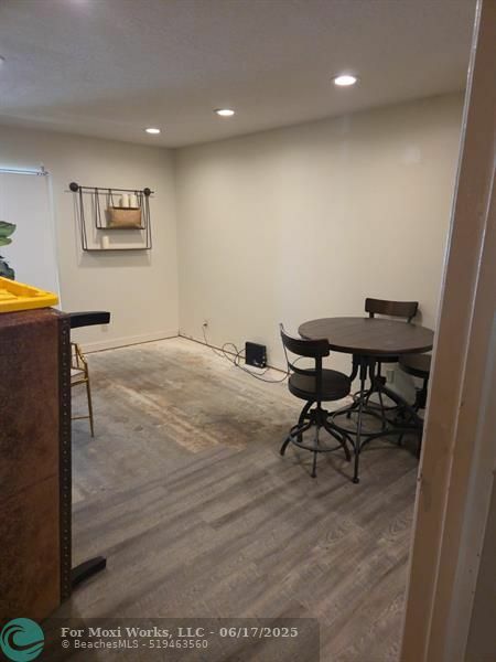 Property Photo: 3040 NW 68th St 203 FL 33309