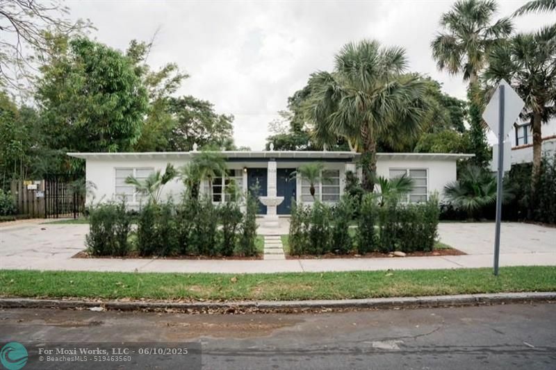 Property Photo: 508 26th Street 1 FL 33407