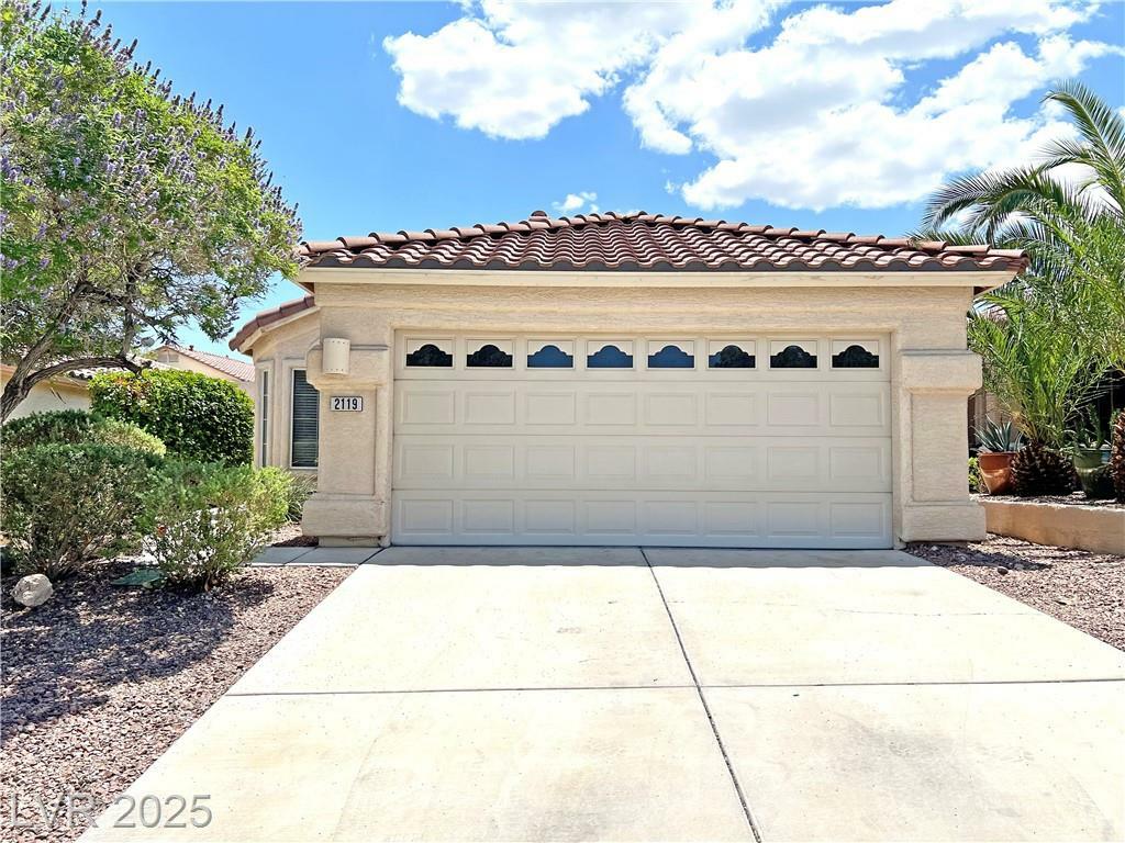 Property Photo: 2119 Sunset Vista Avenue NV 89052