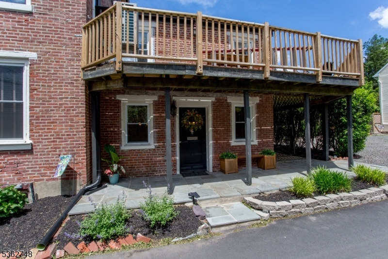 Property Photo: 72 N Franklin St NJ 08530