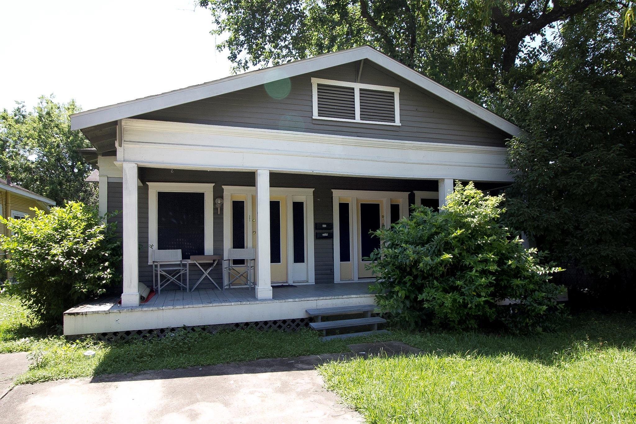 Property Photo: 303.5 Northwood Street TX 77009