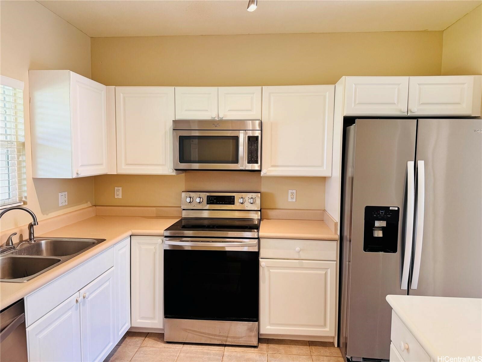 Property Photo: 91-1014 Kaipalaoa Street 6504 HI 96706