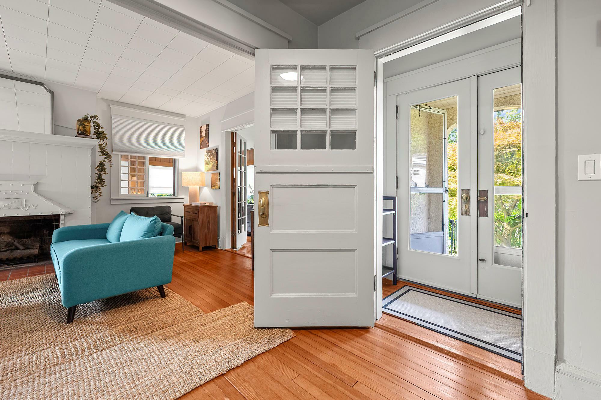 Property Photo: 25 Midland Avenue NY 10606