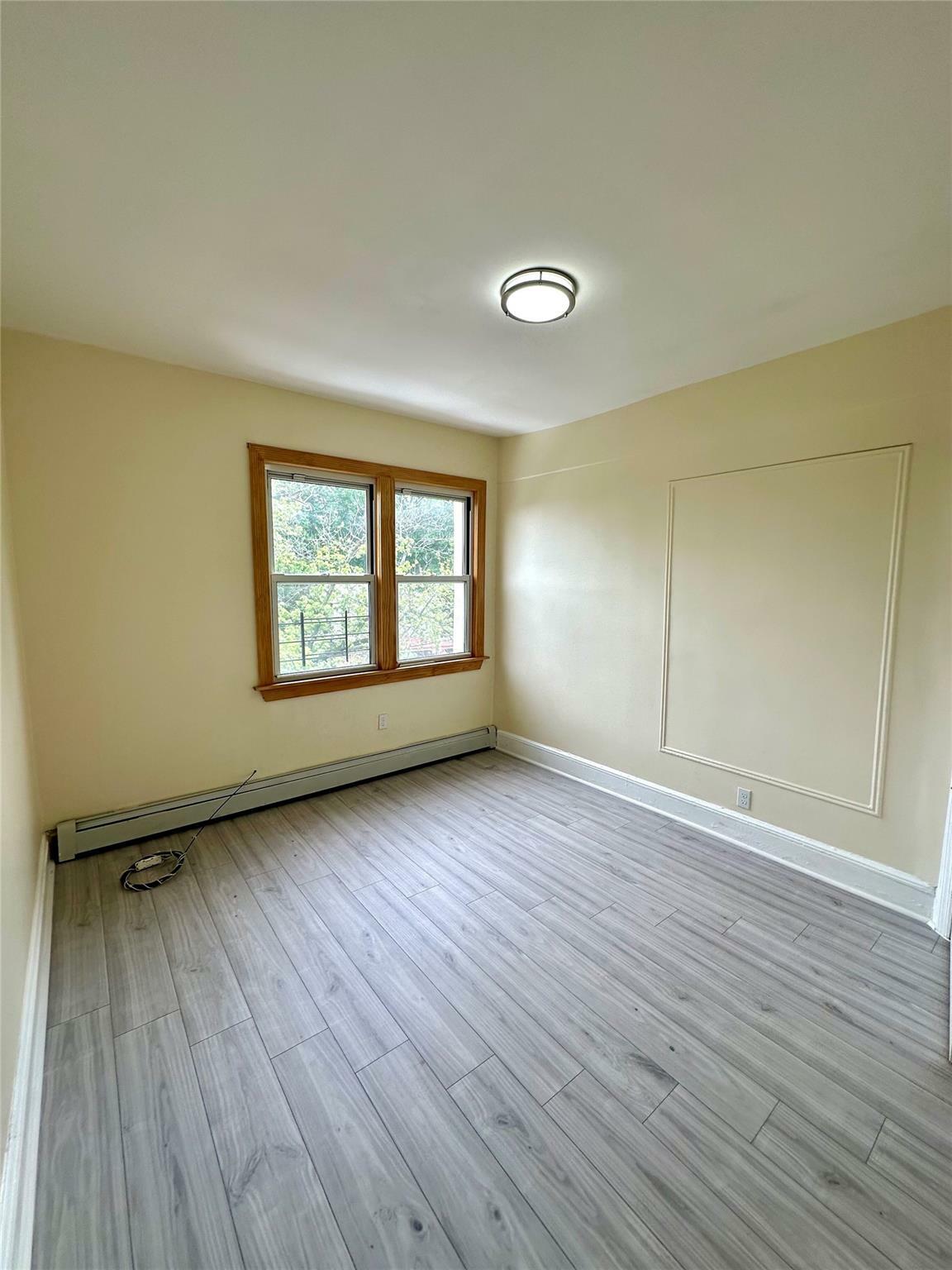 Property Photo: 1989 Cruger Avenue 2 NY 10462
