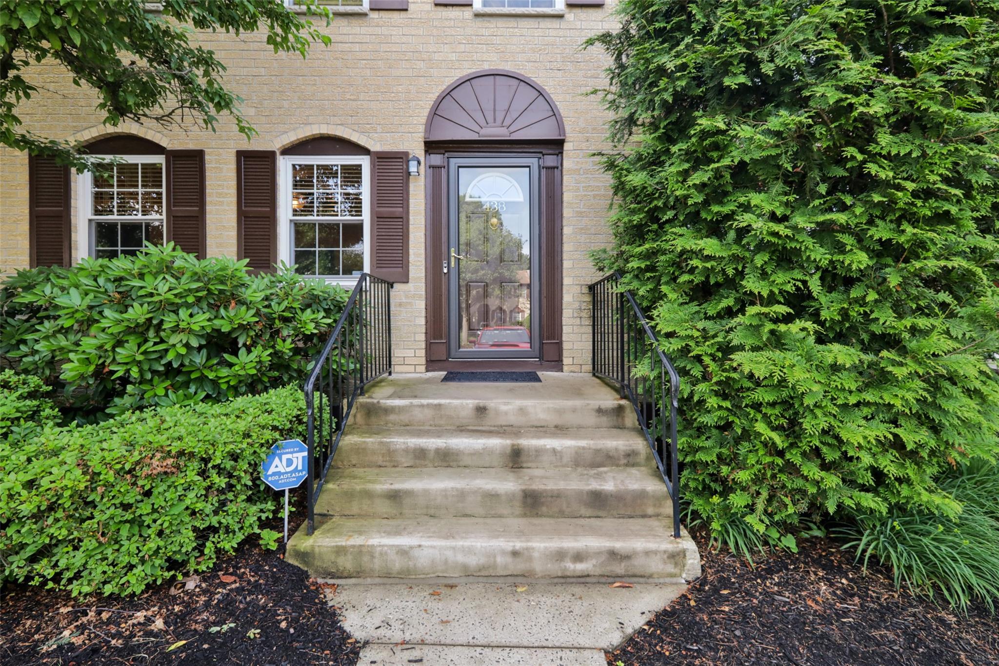 Property Photo: 438 Genesee Court NY 10901