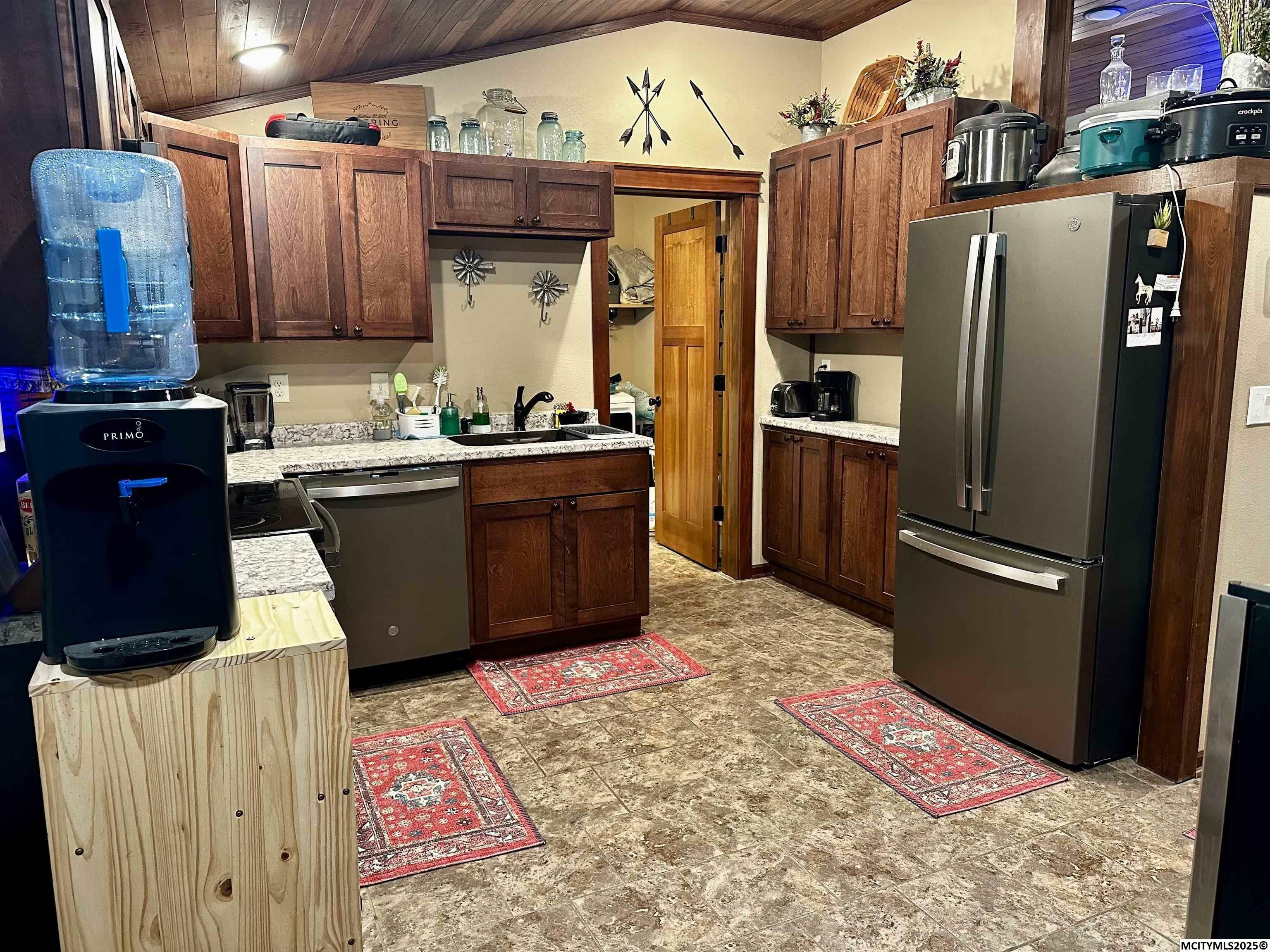 Property Photo: 1820 S Coolidge IA 50401