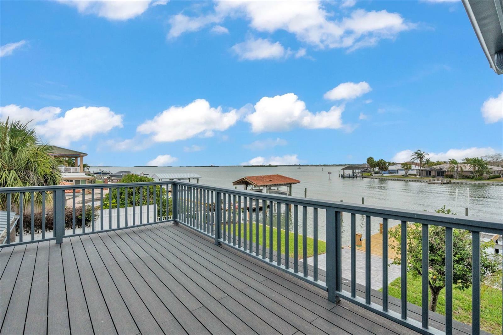 Property Photo: 319 Midway Island FL 33767