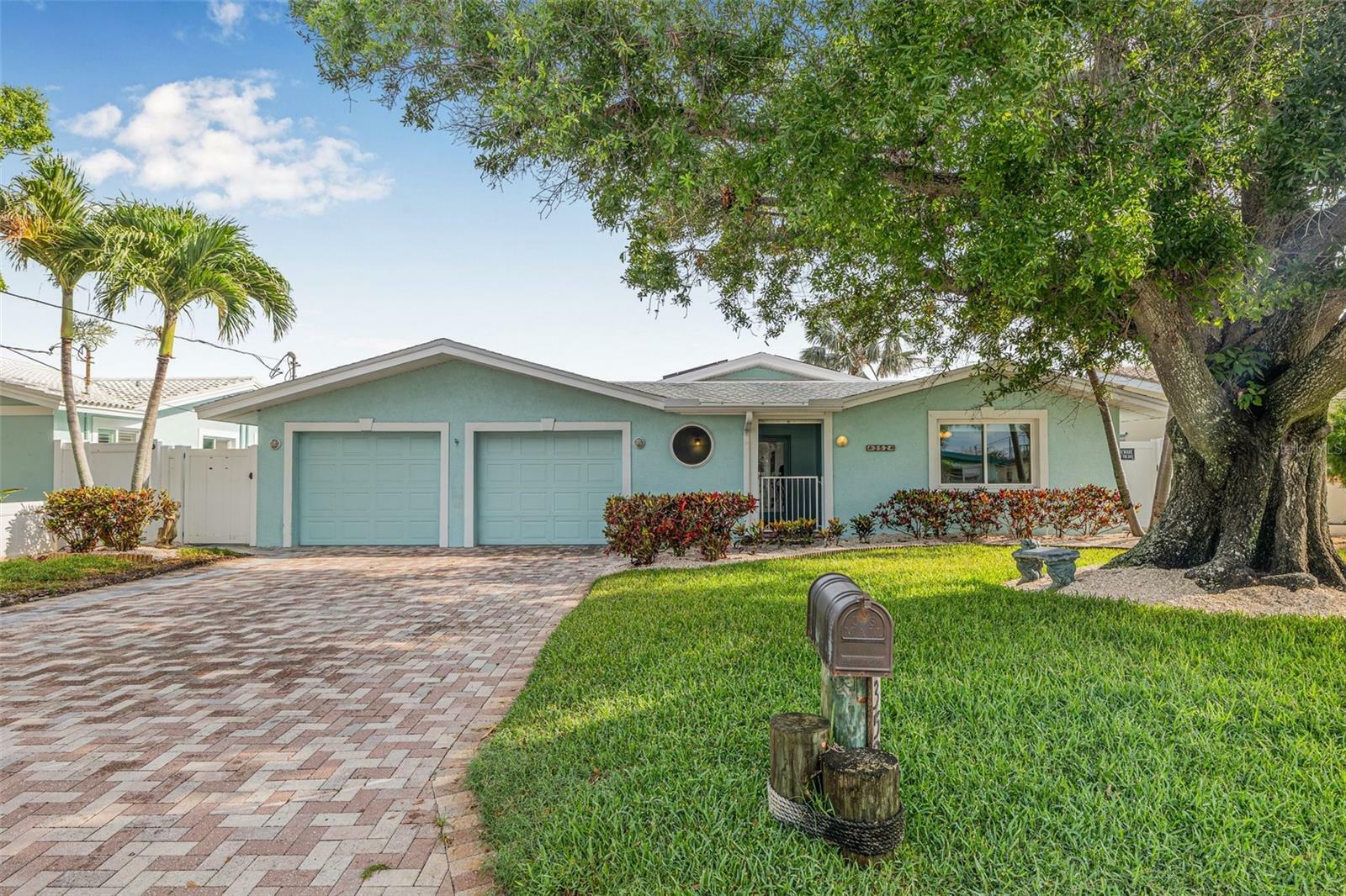 Property Photo:  352 La Hacienda Drive  FL 33785 
