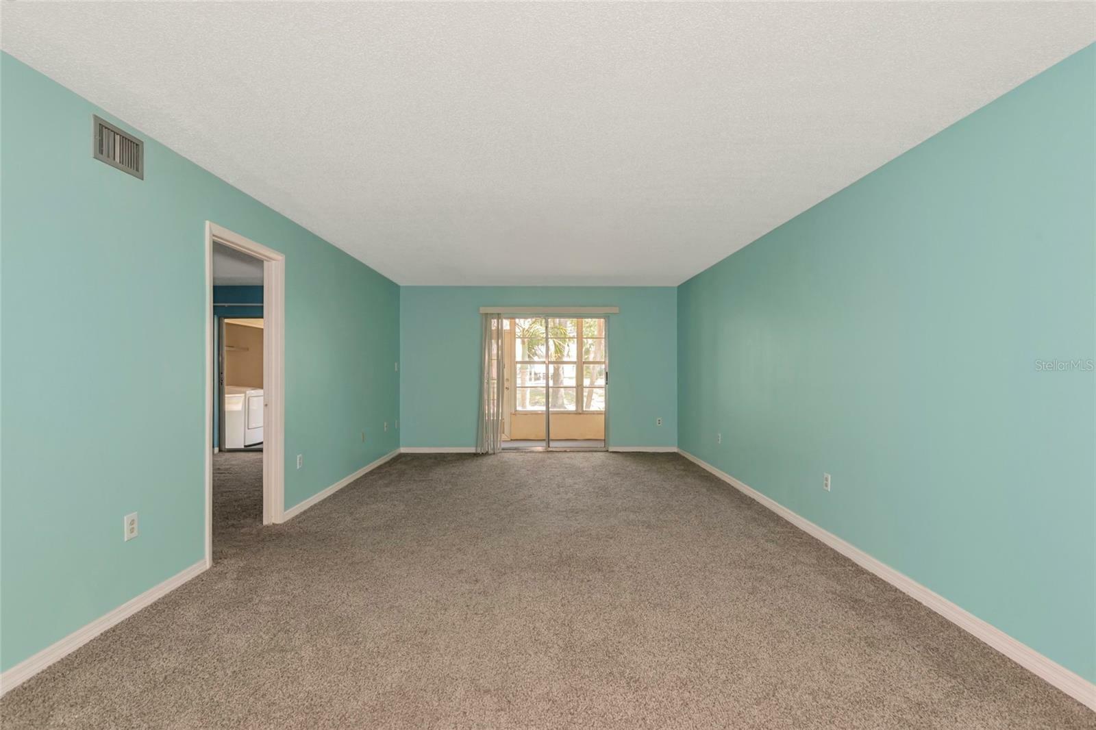 Property Photo: 3072 Lake Bayshore Drive 119 FL 34205