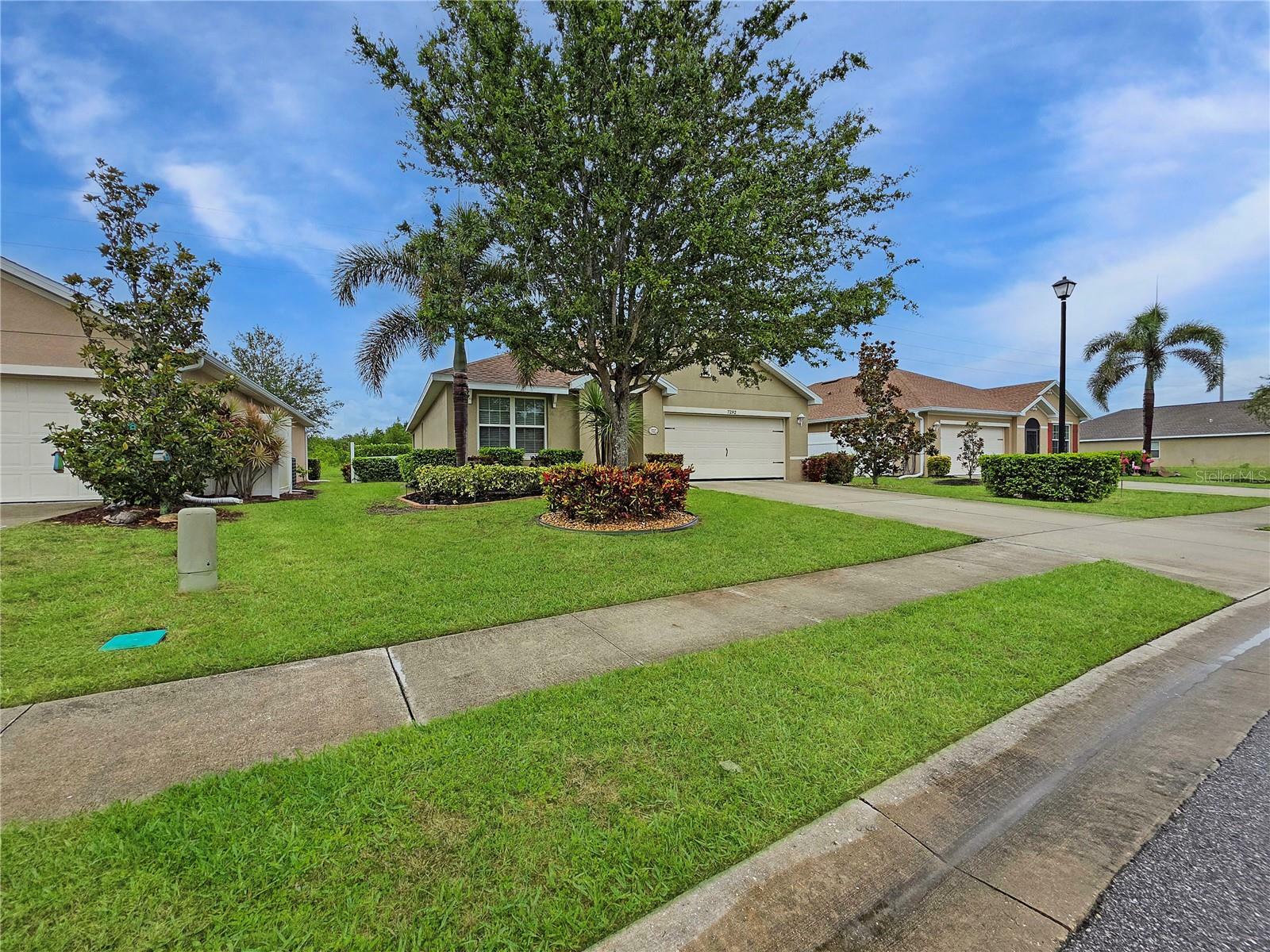 Property Photo: 7292 Mikasa Drive FL 33950